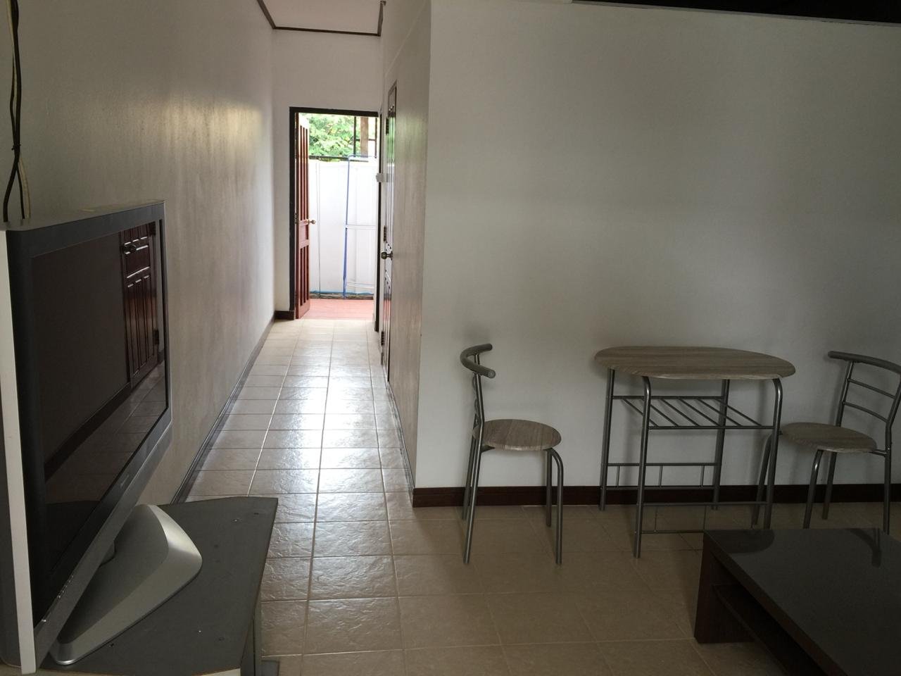 ID: 4350 – Apartment for rent in Ban Naxay.