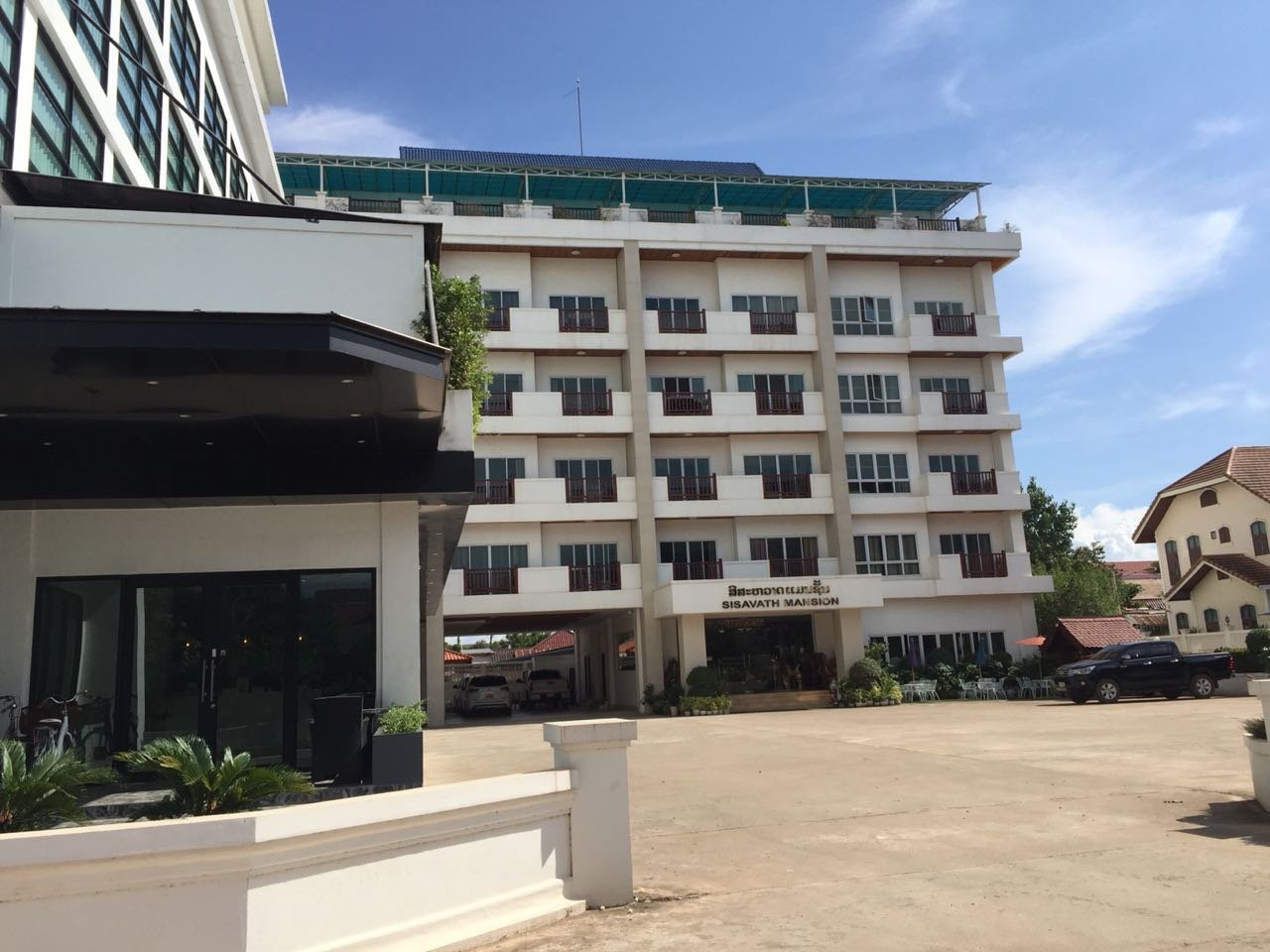 Apartment-for-rent-Chanthabouly-Vientiane-Lao_1 ID: 4184 – Brand apartment with swimming pool and fitness in town for rent.