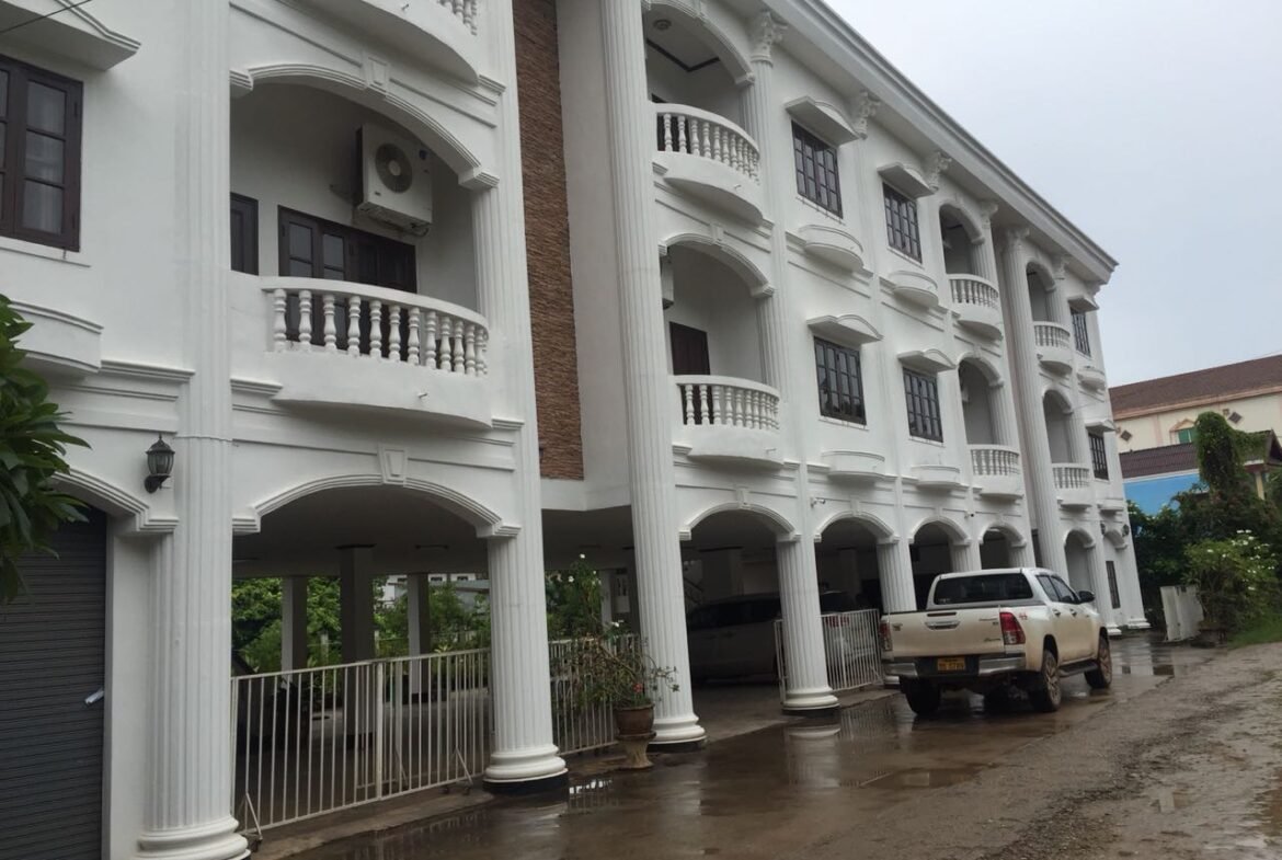 ID 4129 The modern apartment for rent close to Lao Plaza Hotel and