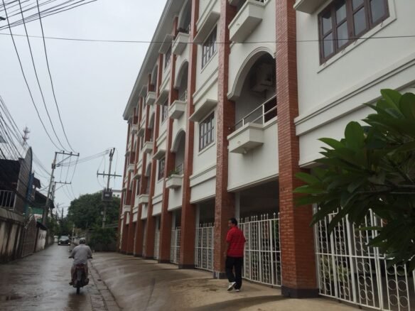 ID: 4130 – The serviced apartment in City Center for rentd Settha Palace Hotel.