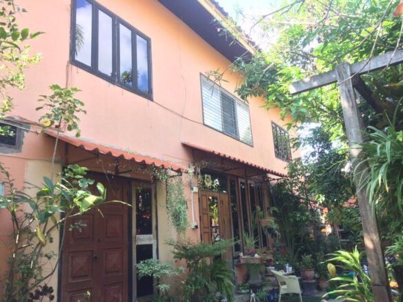 ID: 3836 – The business for rent in City Center and not far from Mekong River.