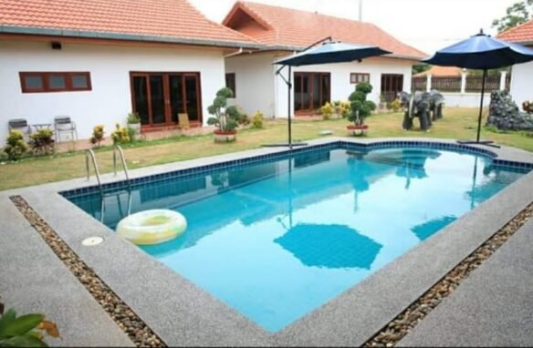 ID: 4321 – Swimming Pool Villa for rent near New French School Campus.
