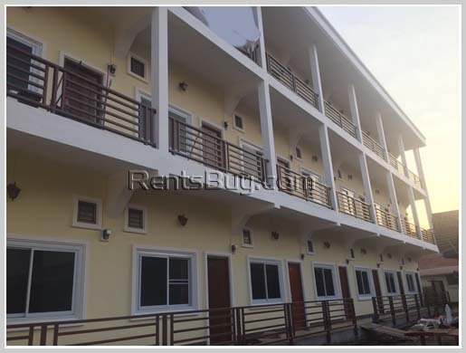 515