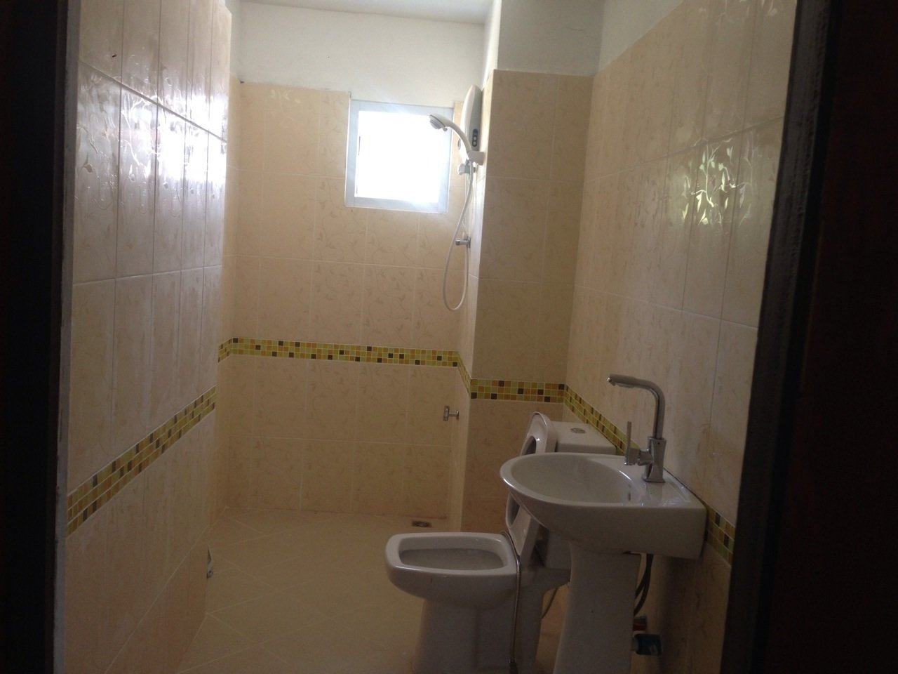 ID: 2811 – Serviced Apartment with swimming pool near Mercure Hotel.