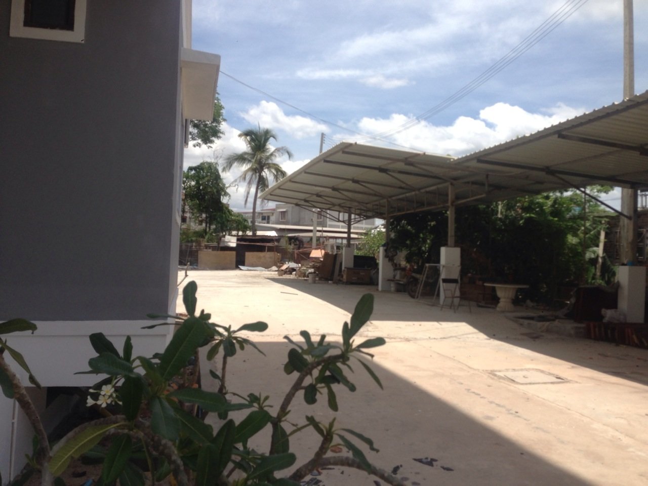 ID: 2811 – Serviced Apartment with swimming pool near Mercure Hotel.