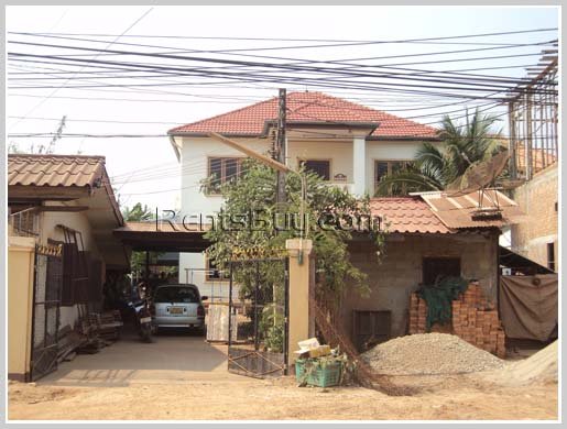ID: 1669 – House and shophouse by main road to National University for sale