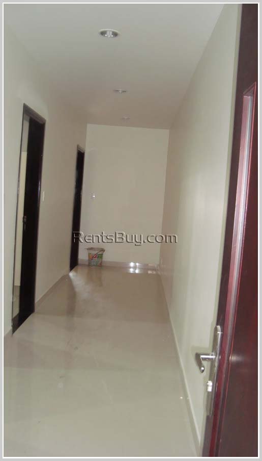 ID: 1743 – New office space in city center for rent.