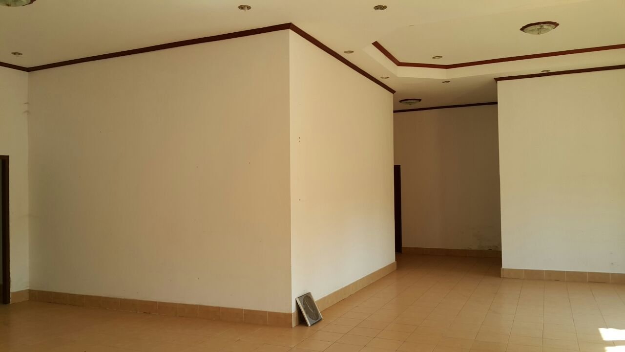 House-for-sale-Chanthabouly-Vientiane-Lao_13 ID: 2046 – Villa house for sale with large garden near Huayhong Market