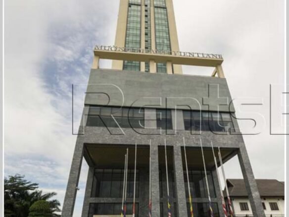 ID: 3804 – The Luxury Condo on top floor of Muangthan Hotel near Embassy of Thailand for rent