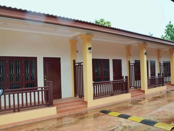 3358-The newly rowed house near Sea game Dormitory for rent.