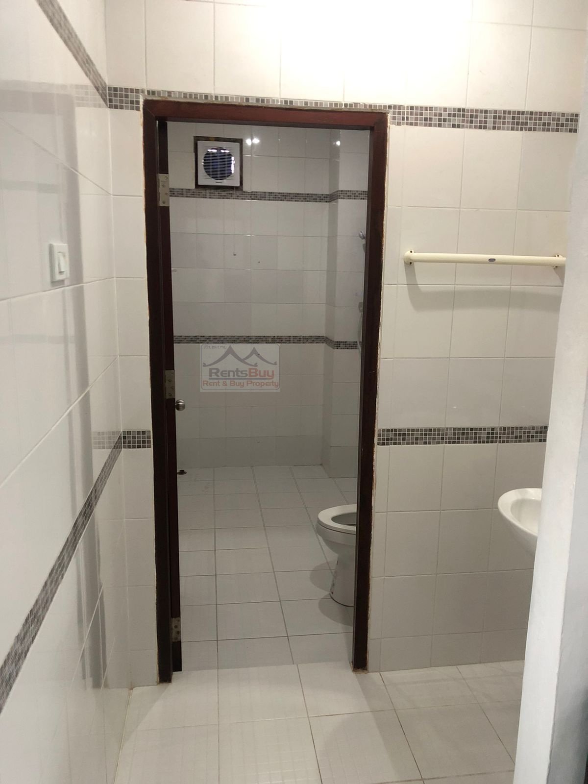 ID: 4380 – Nice apartment in Ban Sapanthong Nua, Sisattanak District.