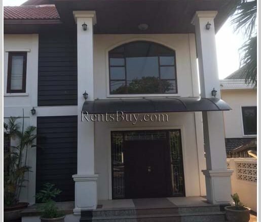 ID: 49 – Luxurious house near main road suitable for office