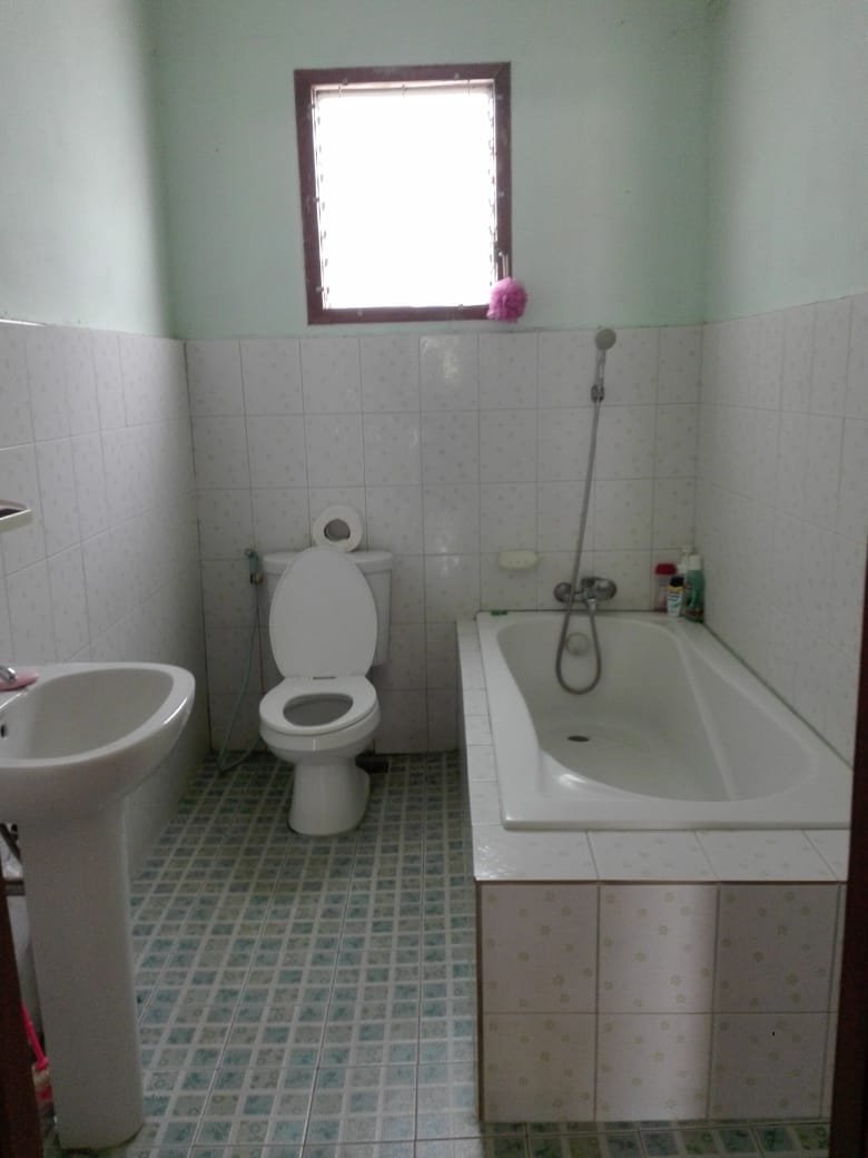 10 ID: 2519 – The two houses in one price with very large garden near Sivilay Market , near NUOL, for sale