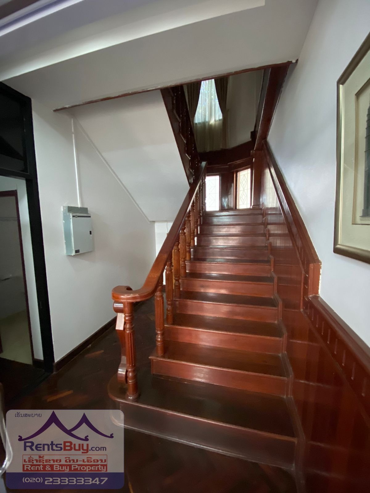 13 ID 1248 Shady modern house near Sengdara Fitness Center