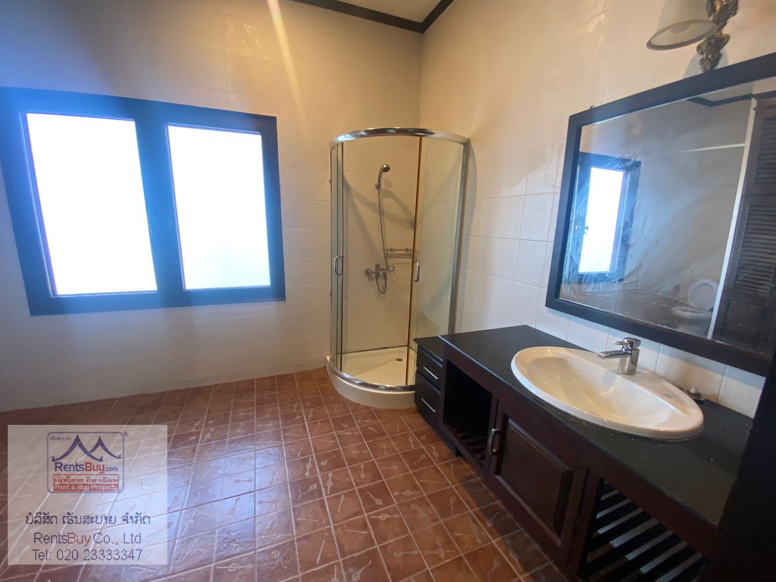 14 ID: 1310 – Brand new house with swimming pool