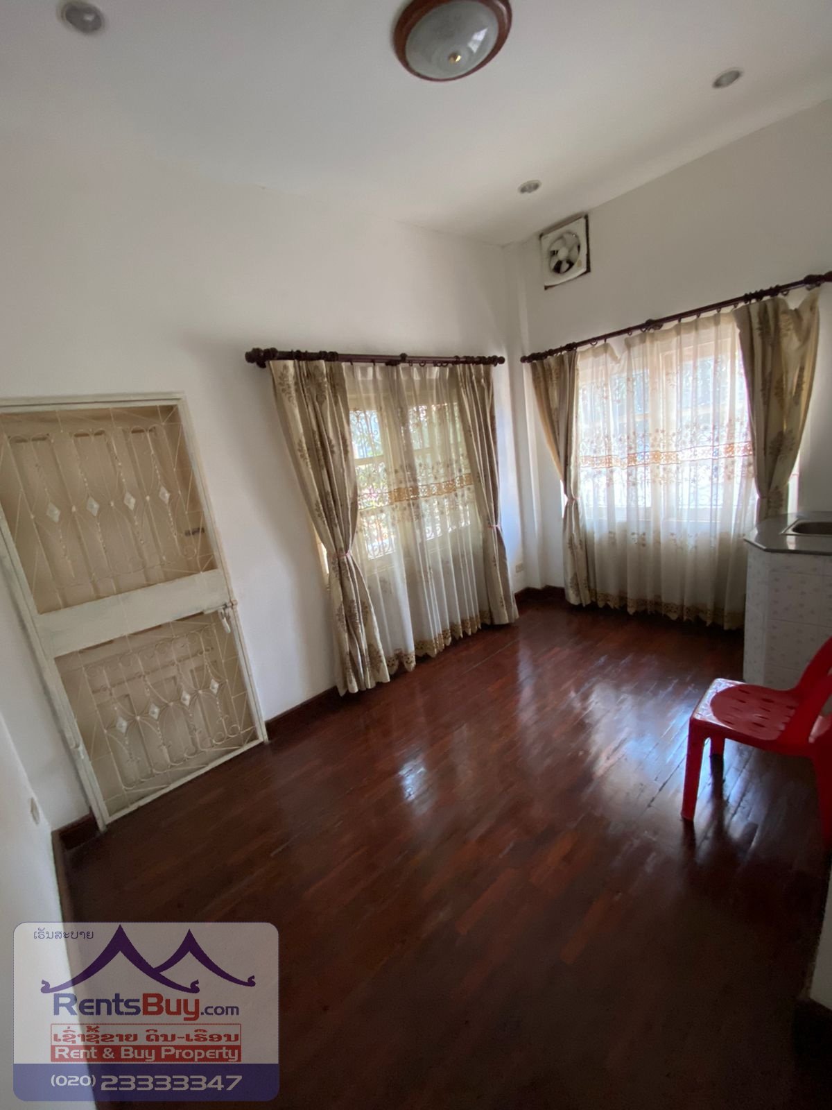 14 ID 1248 Shady modern house near Sengdara Fitness Center