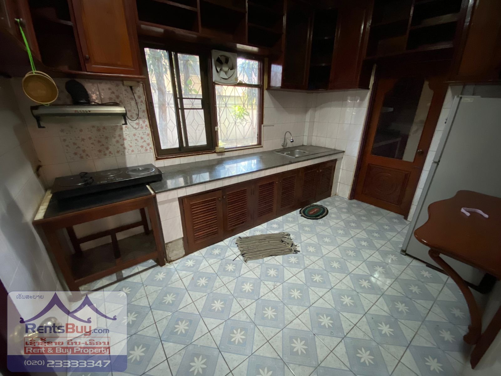 8 ID 1248 Shady modern house near Sengdara Fitness Center