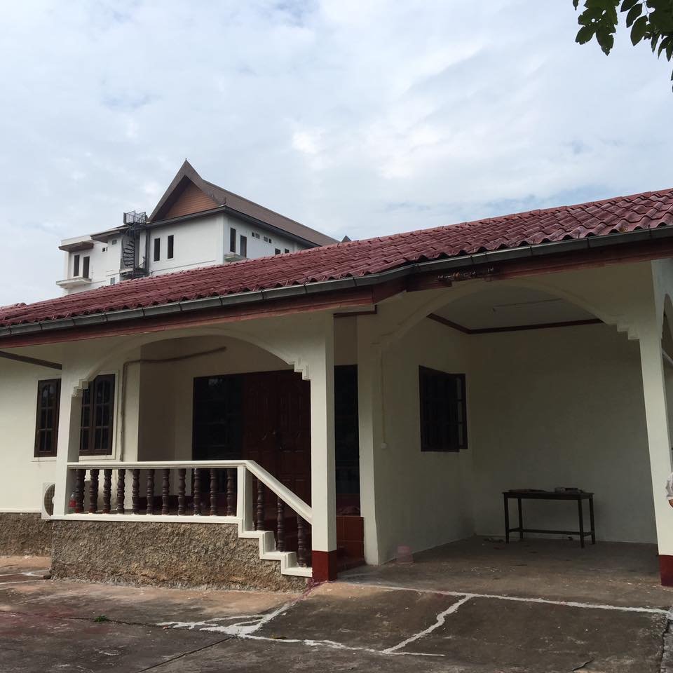 ID: 617 – The niece villa house in town by good access for sale in Sisattanak district