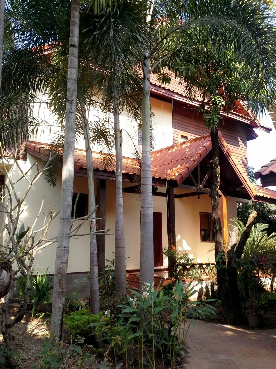 House-for-rent-Sisattanak-Vientiane_48 ID: 707 – Luxury Lao style house with fully furnished for rent by mekong river