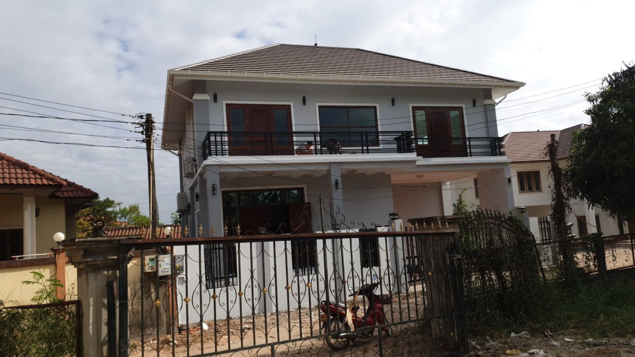 1 ID: 4327 – Modern house for rent in Ban Dongsavath