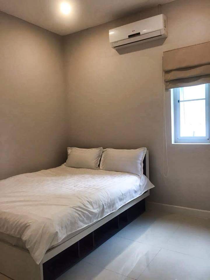 11 ID: 4191 – The beautiful house next to concrete road and swimming pool for rent