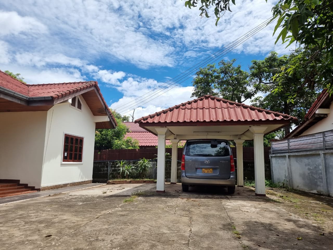 11 ID: 4647 Newly renovated Cute Villa in diplomatic area by pave road