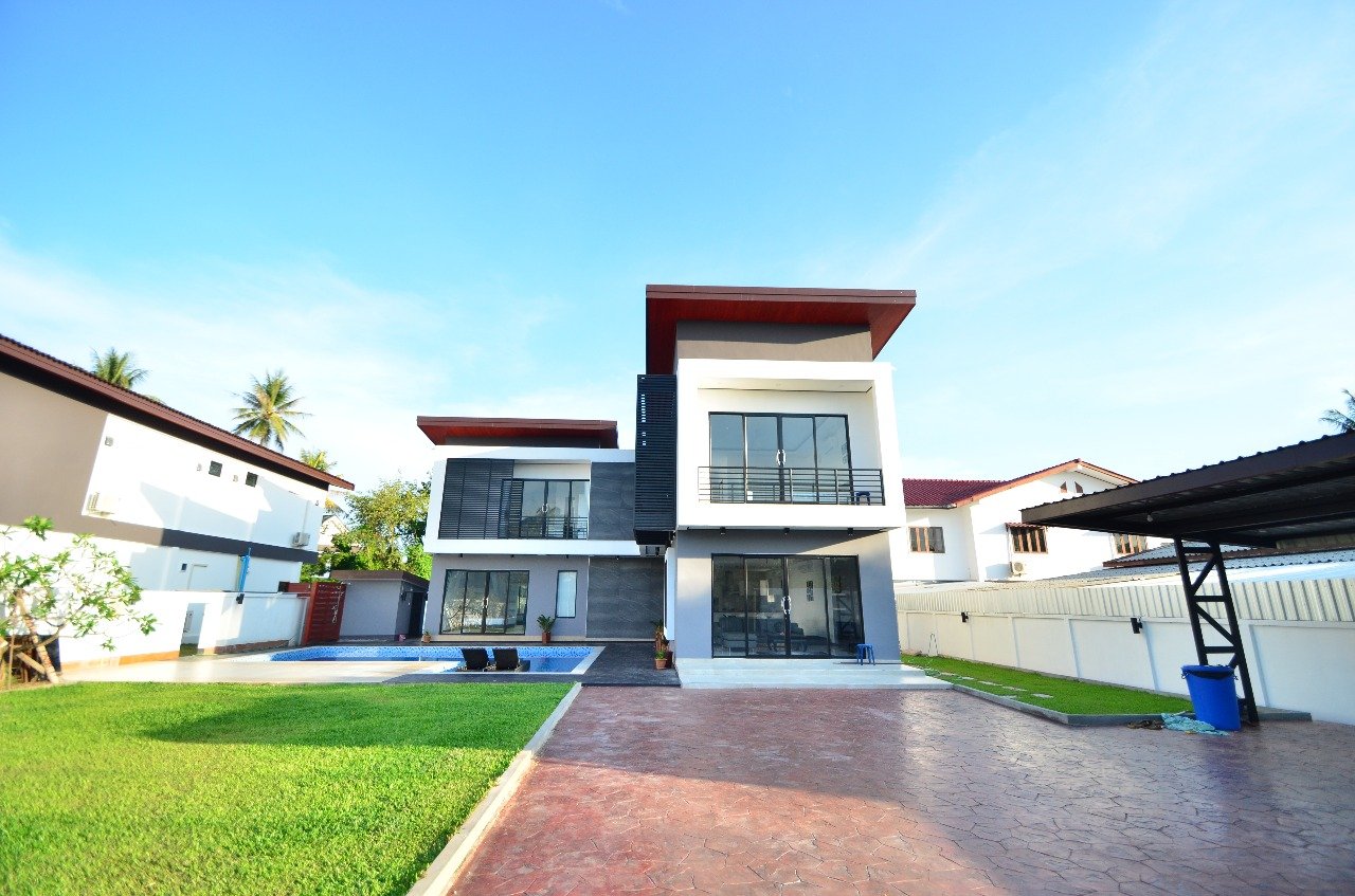 2 ID: 4086 – New modern house with swimming pool and nice garden for rent