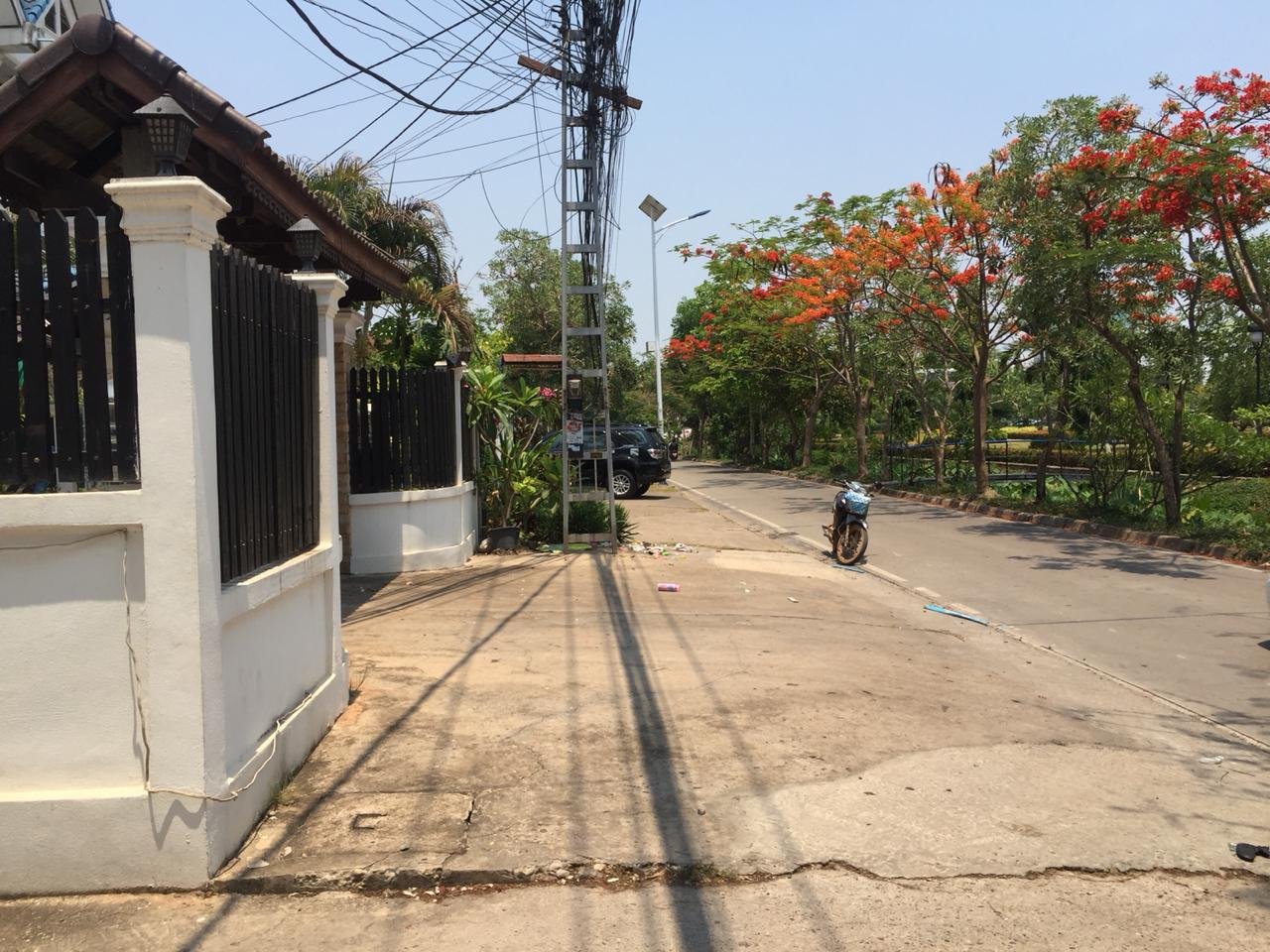5 ID: 4313 – Lao style house near 23 Singha Park and Sengdara Fitness for rent