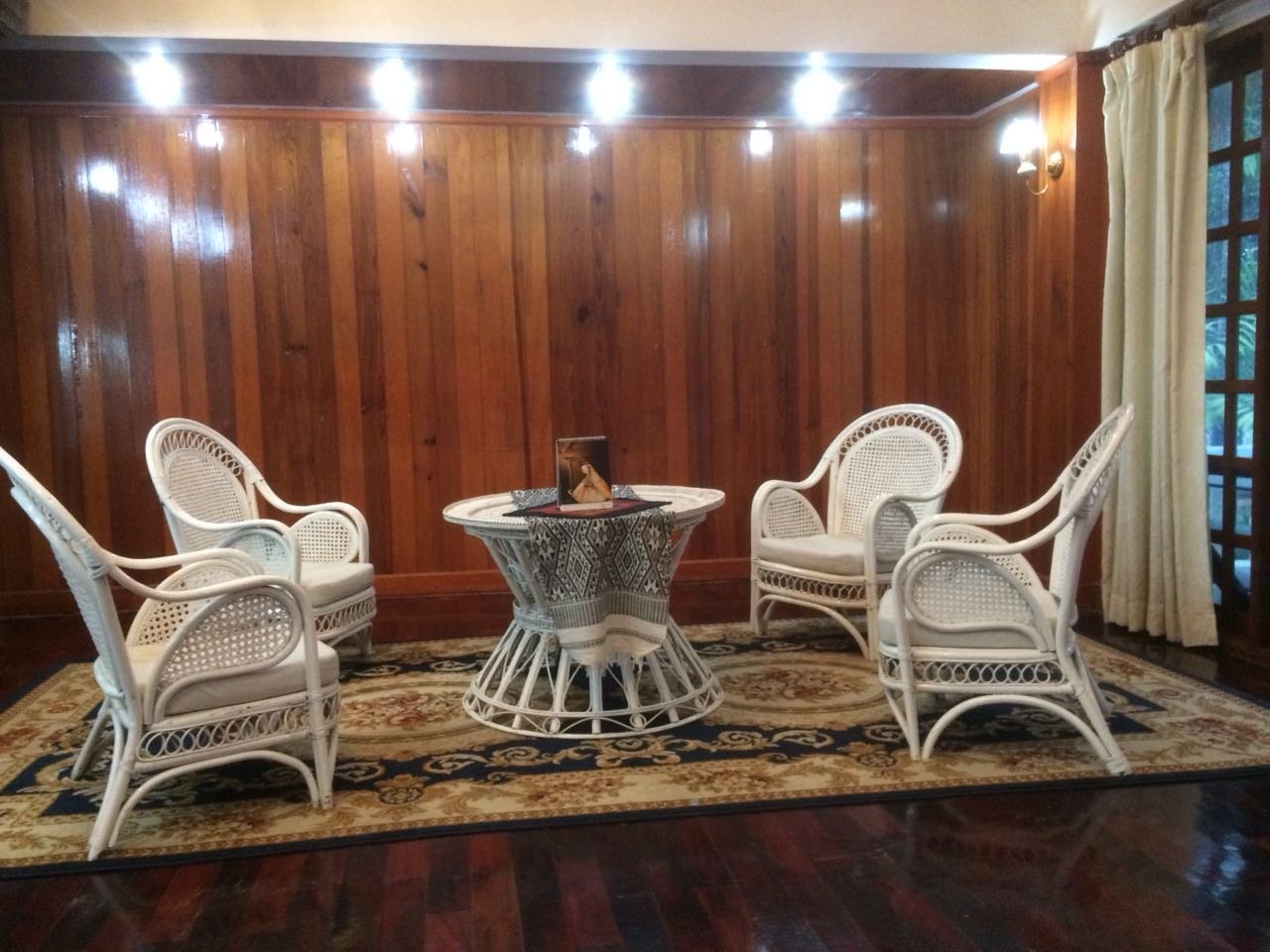 ID: 4029 – Luxury house not far from Local Market with fully furnished for rent & sale