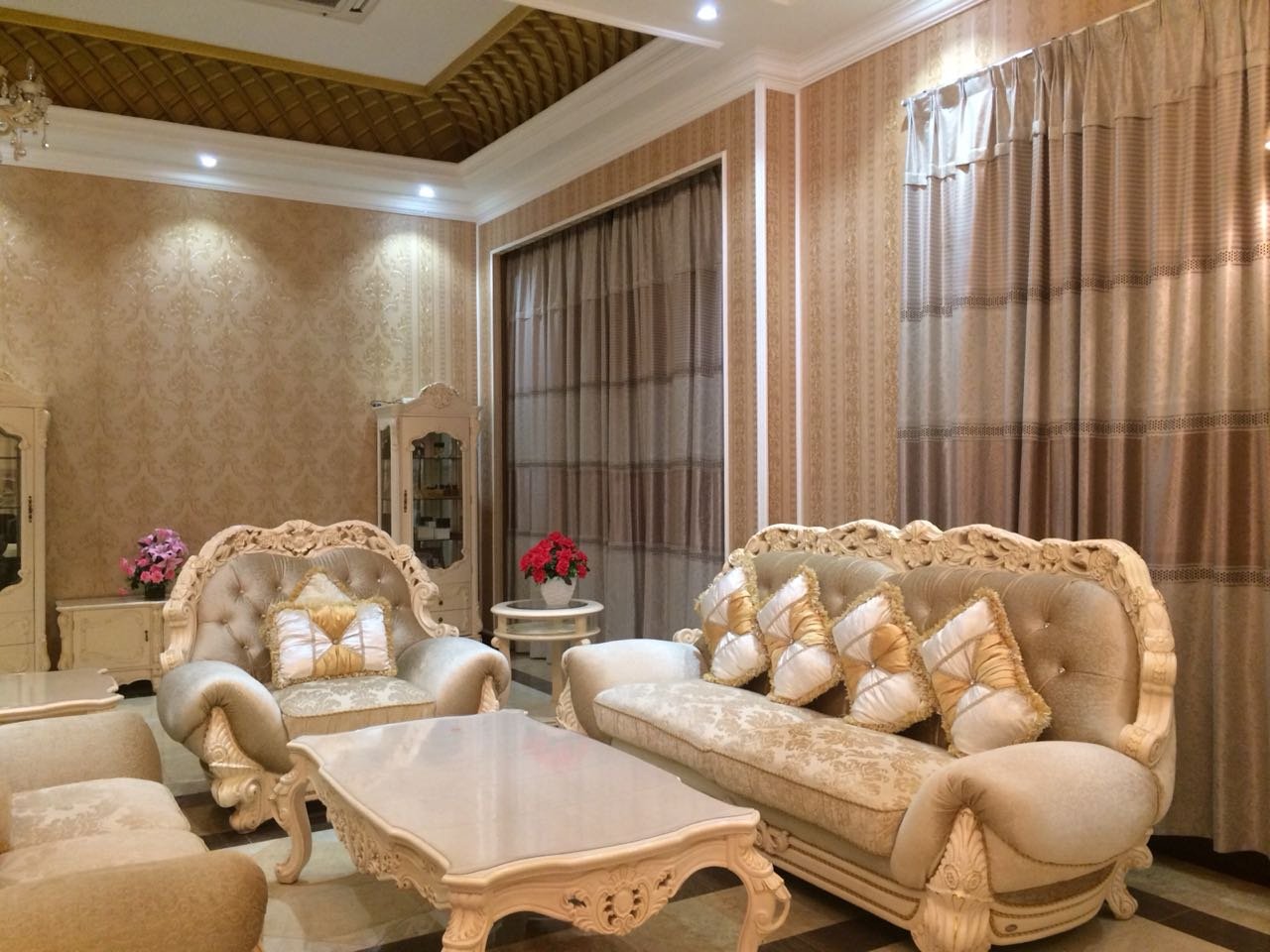 ID: 4029 – Luxury house not far from Local Market with fully furnished for rent & sale