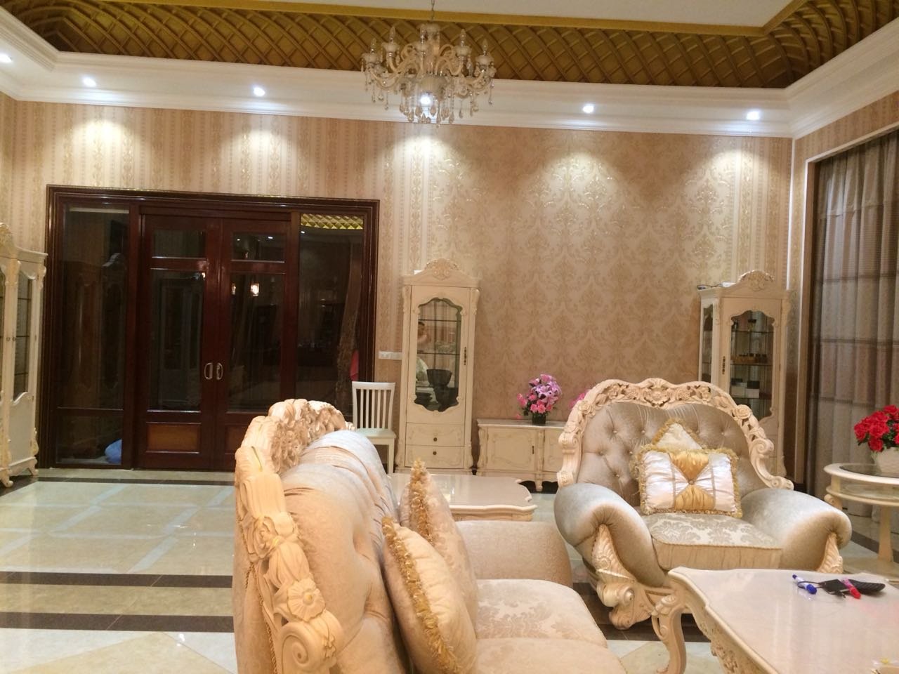 ID: 4029 – Luxury house not far from Local Market with fully furnished for rent & sale