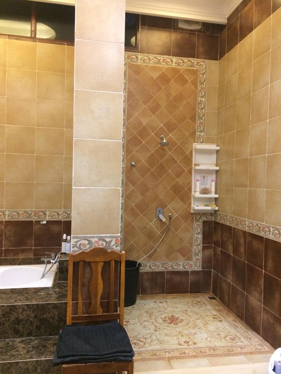 ID: 4029 – Luxury house not far from Local Market with fully furnished for rent & sale