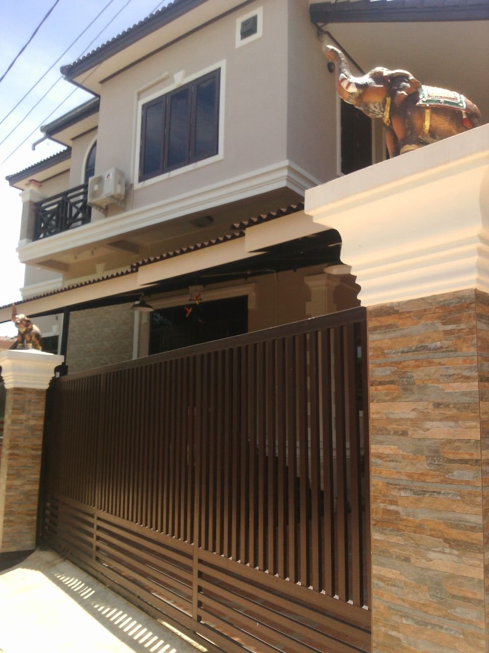 House-for-rent-Sikhottabong-Vientiane-Lao20160620_2786 ID: 3250 – Dream home with perfect location and near Mekong River for rent