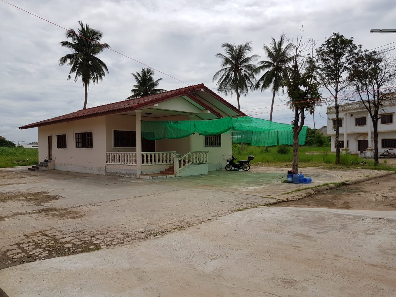 ID: 4106 – Pretty house near Mercure Hotel and not far from Wattay International Airport