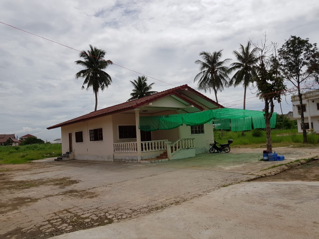 ID: 4106 – Pretty house near Mercure Hotel and not far from Wattay International Airport