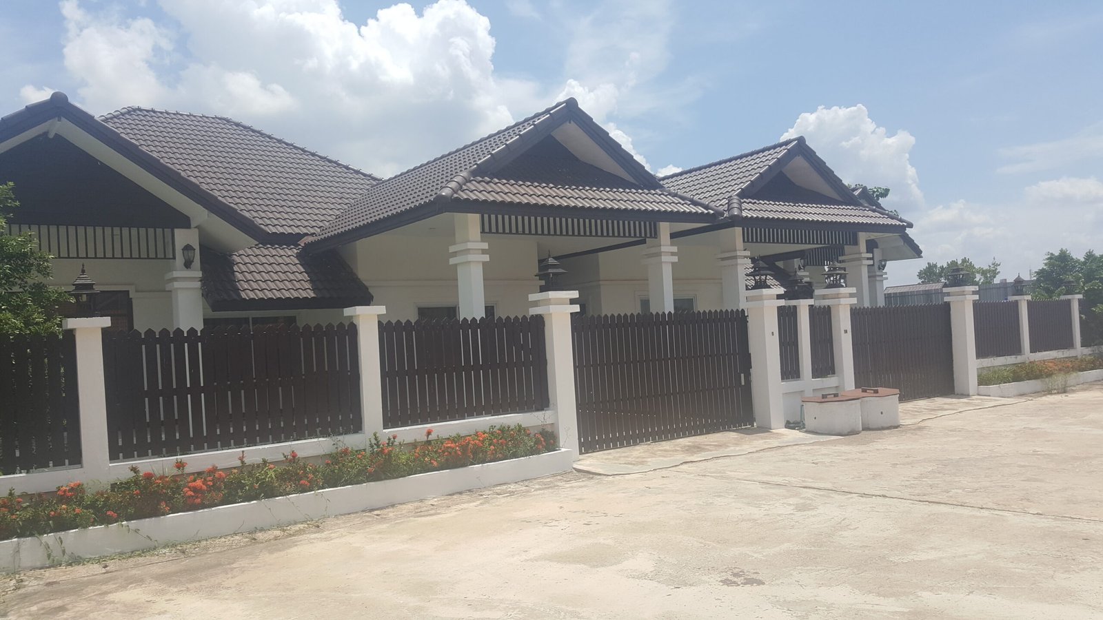 House-for-rent-Sikhottabong-Vientiane_Lao 9 4032-Affordable villa for rent with fully furnished near Wattay International Airport