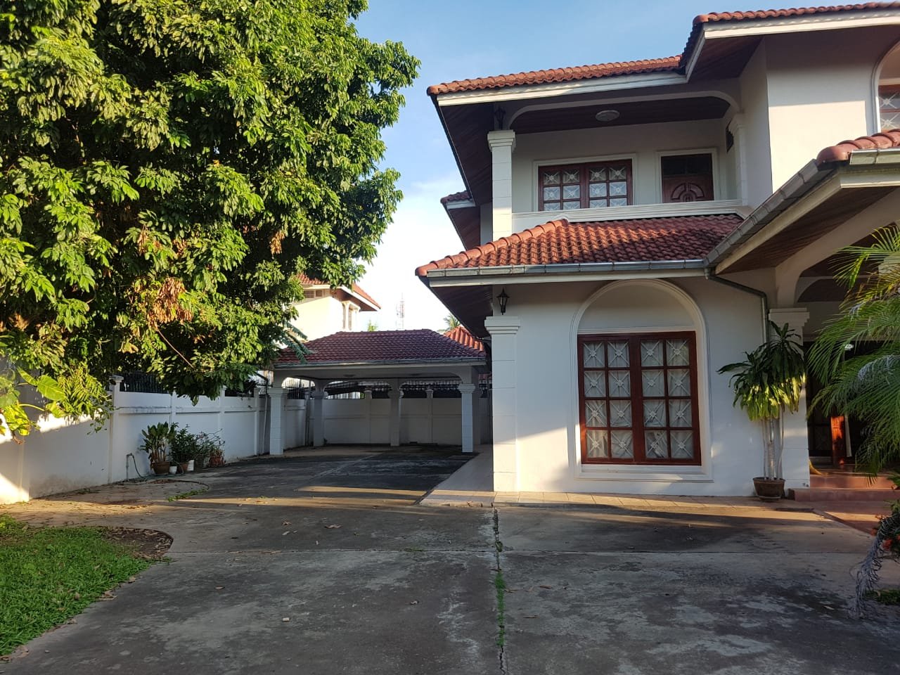 House-for-rent-Sisattanak-Vientiane-Lao_1 ID: 4324 – Adorable house in Diplomatic area for rent in Ban Phosay