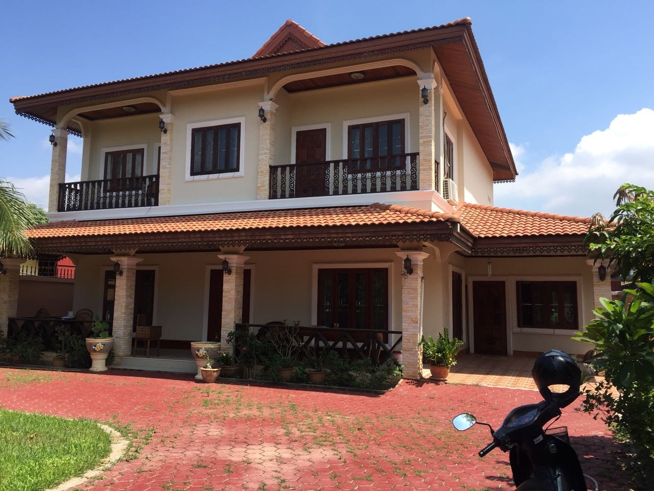 House-for-rent-Sisattanak-Vientiane_Lao 2 – Copy ID: 4025 – Modern house for rent with fully furnished and near Concenter Colleague