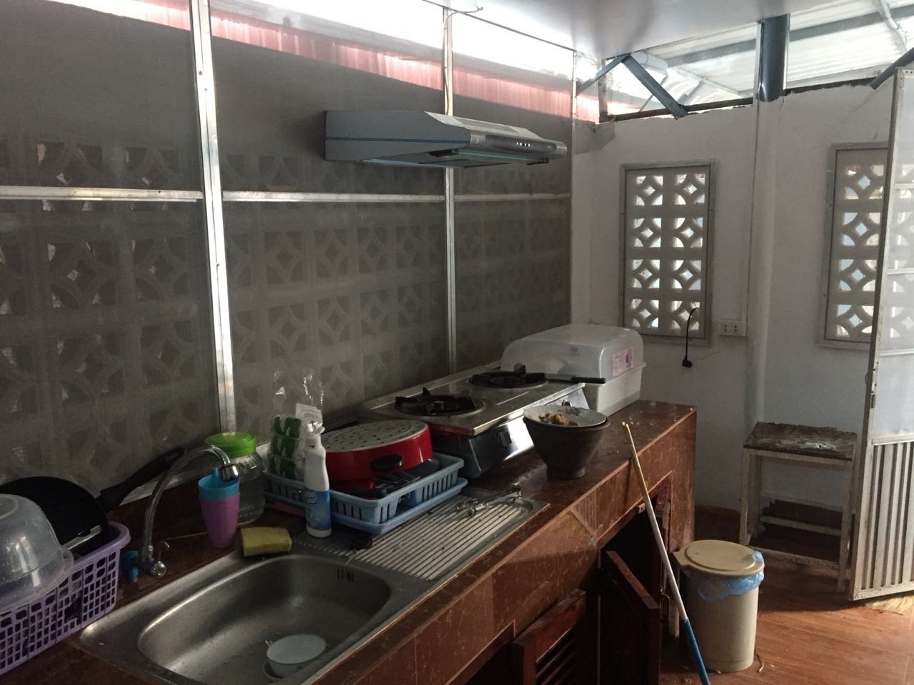ID: 4126 – Private family living! The house near Kiettisak International School for rent in diplomat