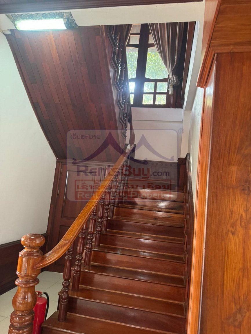 Houseforrent11 ID: 1433 – Lao modern house near Sengdara Fitness Center