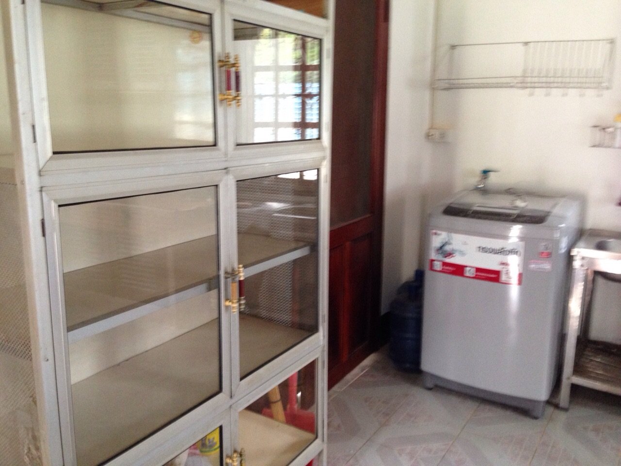 ID: 1569 – Cute Villa near Suanmone Market for rent