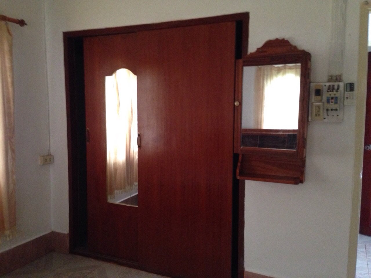 ID: 1569 – Cute Villa near Suanmone Market for rent