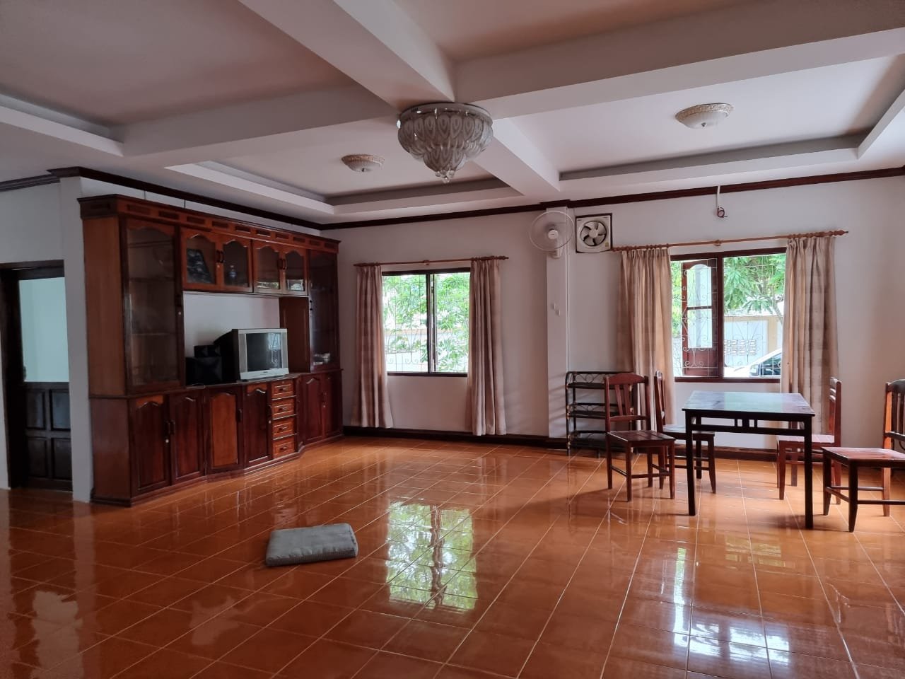 ID 4641 Modernized villa near 103 Hospital and Market for rent