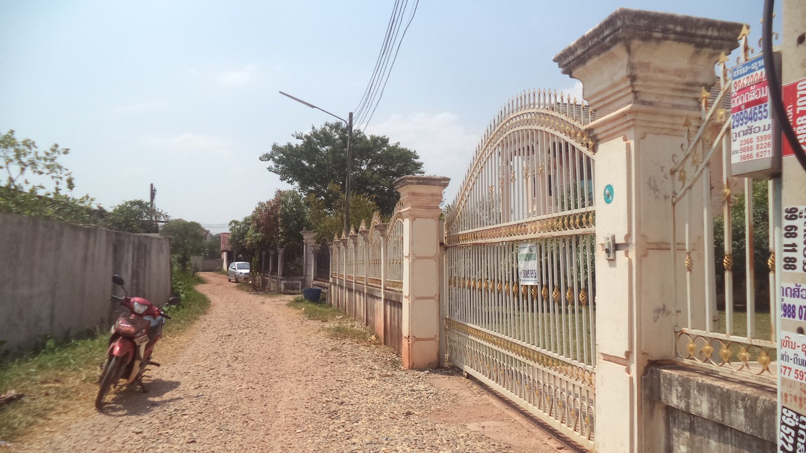 ID: 2280 – Nice villar house with large land near in Chanthabouly Province