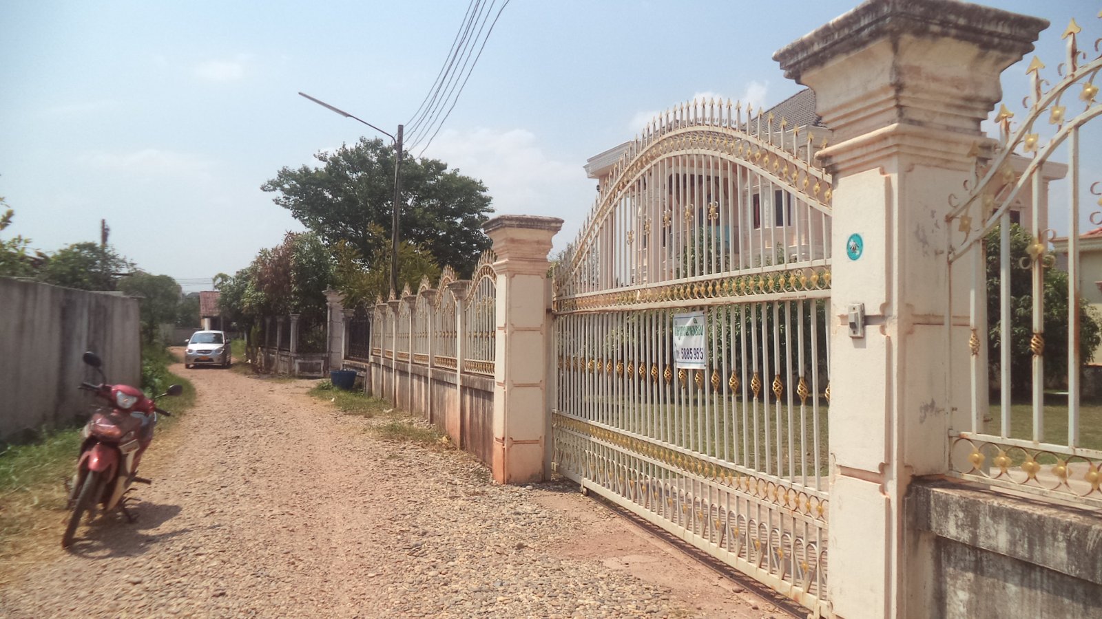 ID: 2280 – Nice villar house with large land near in Chanthabouly Province