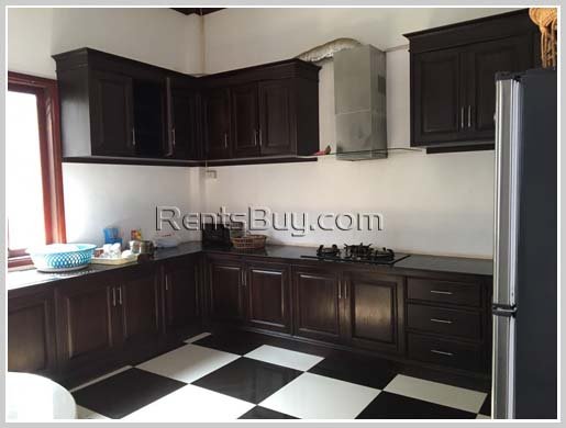 515