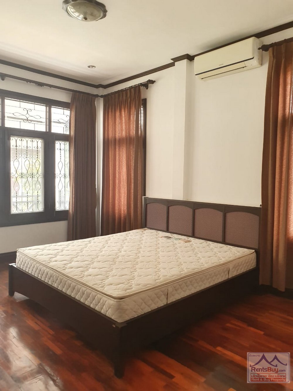 house_business_center_forrent08 ID: 2196 – 2flr Villa House near World Trade Center for rent