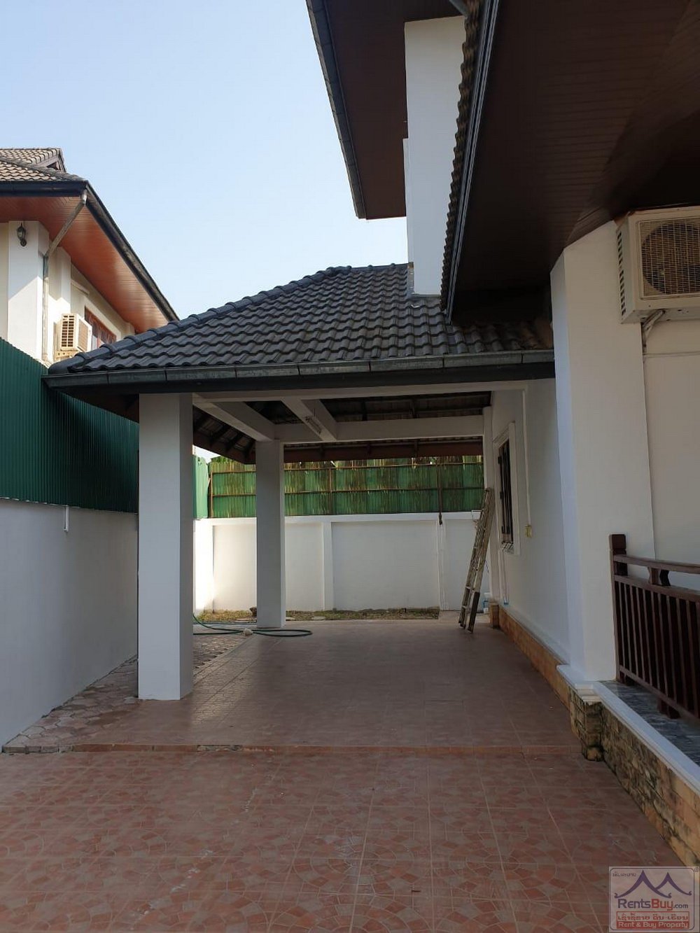 laomodernhouseforrent16 4670 – Another Lao modern house in expat living community near Sengdara Fitness Center