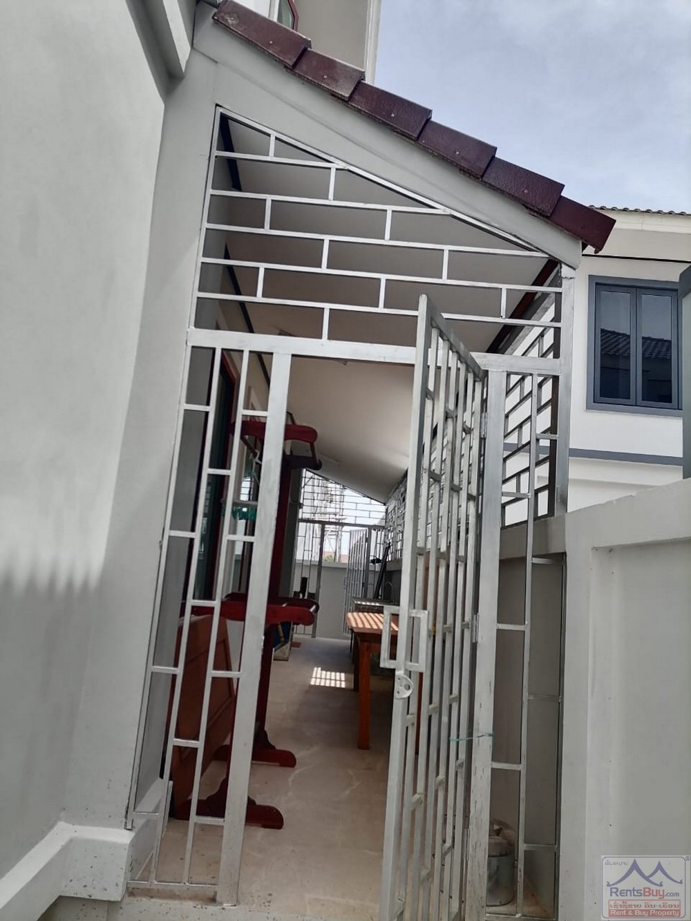 modernhouse-for-sale-Saysettha07 ID 4655 Modern house in new developing area, near Golf Course Km 6 and lake view