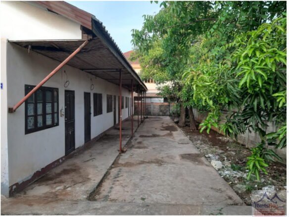 ID 4668 – ດິນ ແລະ ຫ້ອງແຖວ 6 ຫ້ອງ ຕໍ່​ຫນ້າ​ສັນ​ຕິ​ບານ ໂພນ​ປາ​ເປົ້າ